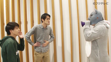 「7G」第3弾放送決定の報告を受けるさすらいラビー。