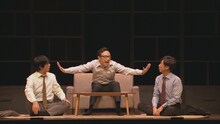 「第21回東京03単独公演『人間味風』」で展開されたコント「満を持して」のワンシーン。