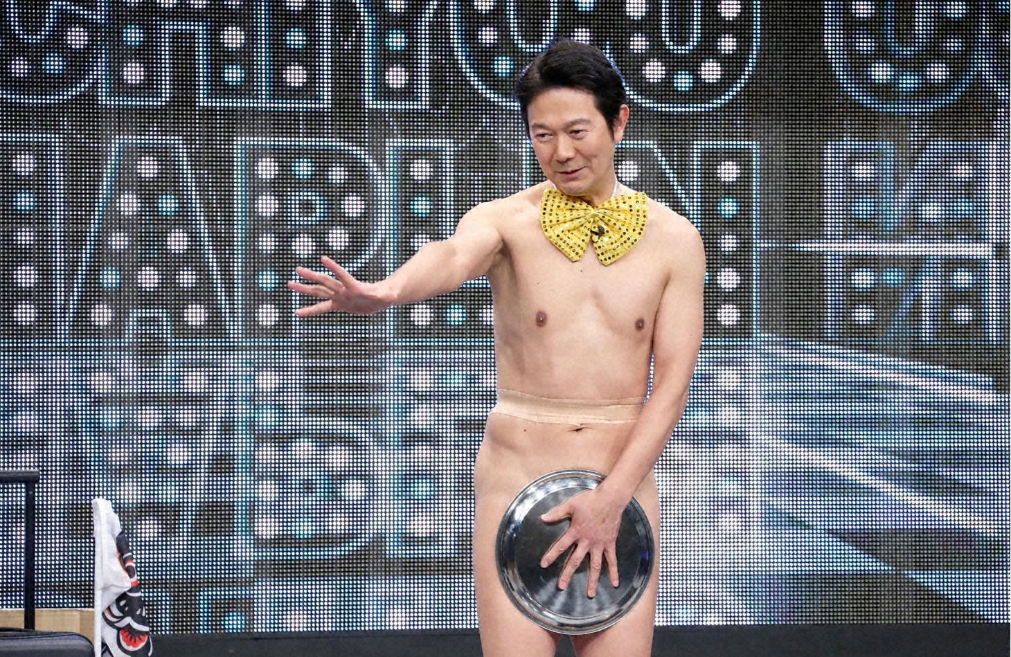 アキラ100%