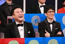 「Qさま!!」に出演するアンタッチャブル。(c)テレビ朝日