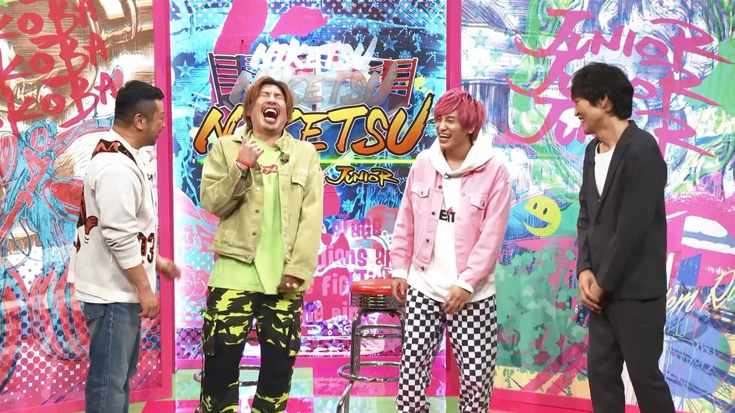 左からケンドーコバヤシ、EXIT、千原ジュニア。(c)読売テレビ
