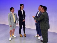 （左から）霜降り明星、ミルクボーイ。(c)テレビ朝日