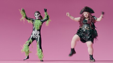 「ダンス」編より。