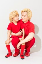 メイプル超合金カズレーザーとチビレーザー。