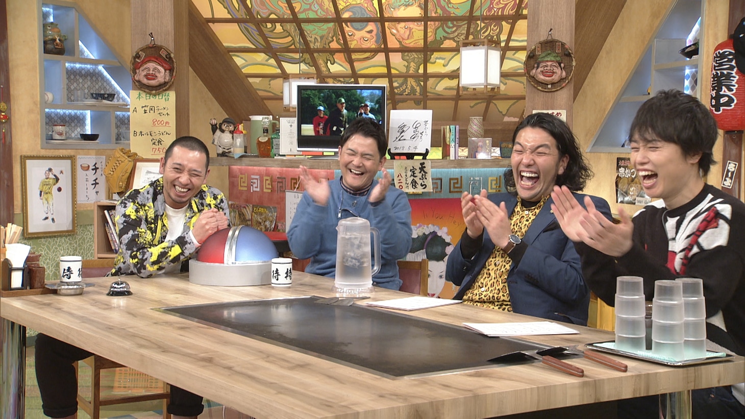 （左から）千鳥、見取り図。(c)ABCテレビ