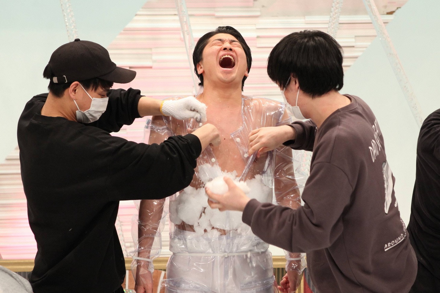 さや香・新山 (c)フジテレビ