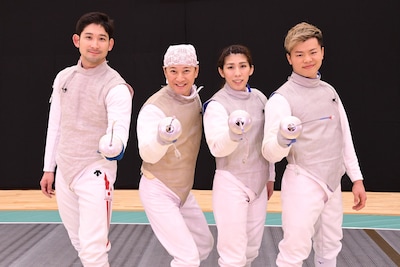 左から三宅諒、中居正広、吉田沙保里、那須川天心。(c)日本テレビ