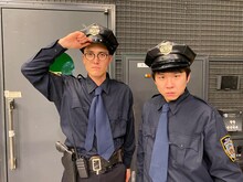 左からハナコ菊田、ハナコ秋山。(c)日本テレビ