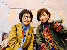 （左から）森山良子と清水ミチコ。(c)テレビ朝日