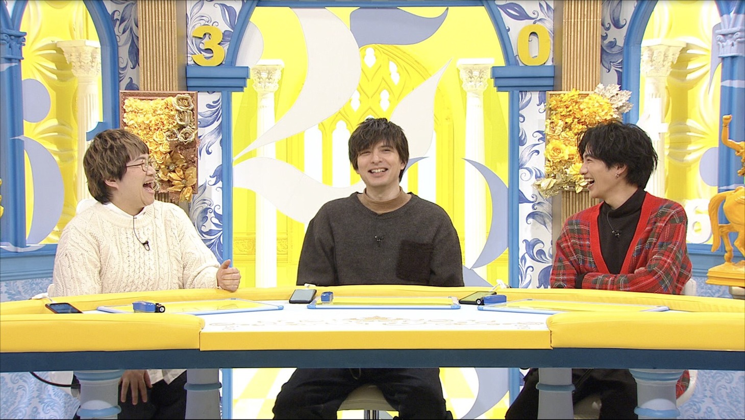 （左から）ハリセンボン春菜、城田優、志尊淳、東野幸治。(c)フジテレビ