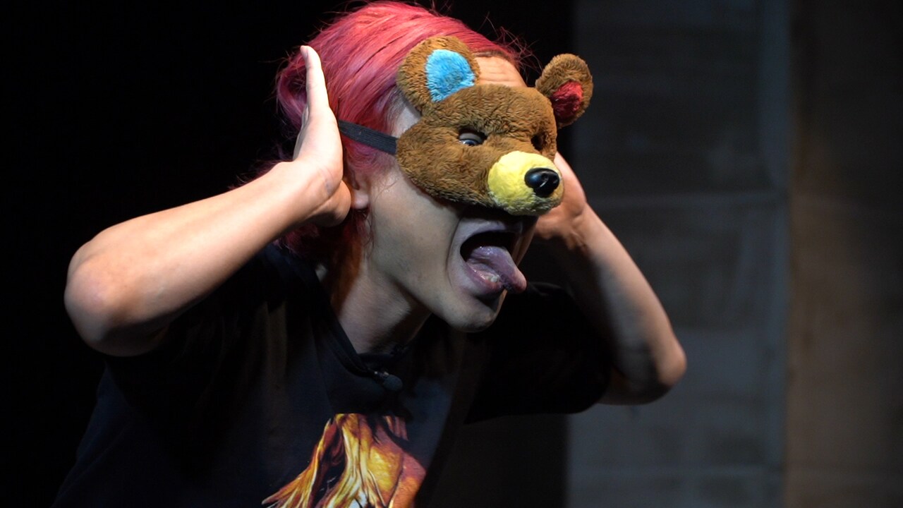 永野がロフト時代のネタ30本やり尽くす、「クマさん応援大会」も異様な熱気に