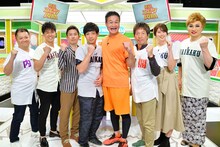 左からブラックマヨネーズ小杉、武井壮、赤星憲弘、ティモンディ、ちゃらんぽらん冨好、稲村亜美、ナジャ・グランディーバ。(c)MBS