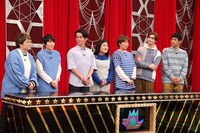 「VS嵐」に出演する（左から）ハリセンボン、オリエンタルラジオ藤森、ガンバレルーヤ、Matt、もう中学生の「ハリセンボン軍団」。(c)フジテレビ