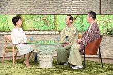 阿川佐和子（左）とゲストの林家木久扇、林家木久蔵。(c)MBS