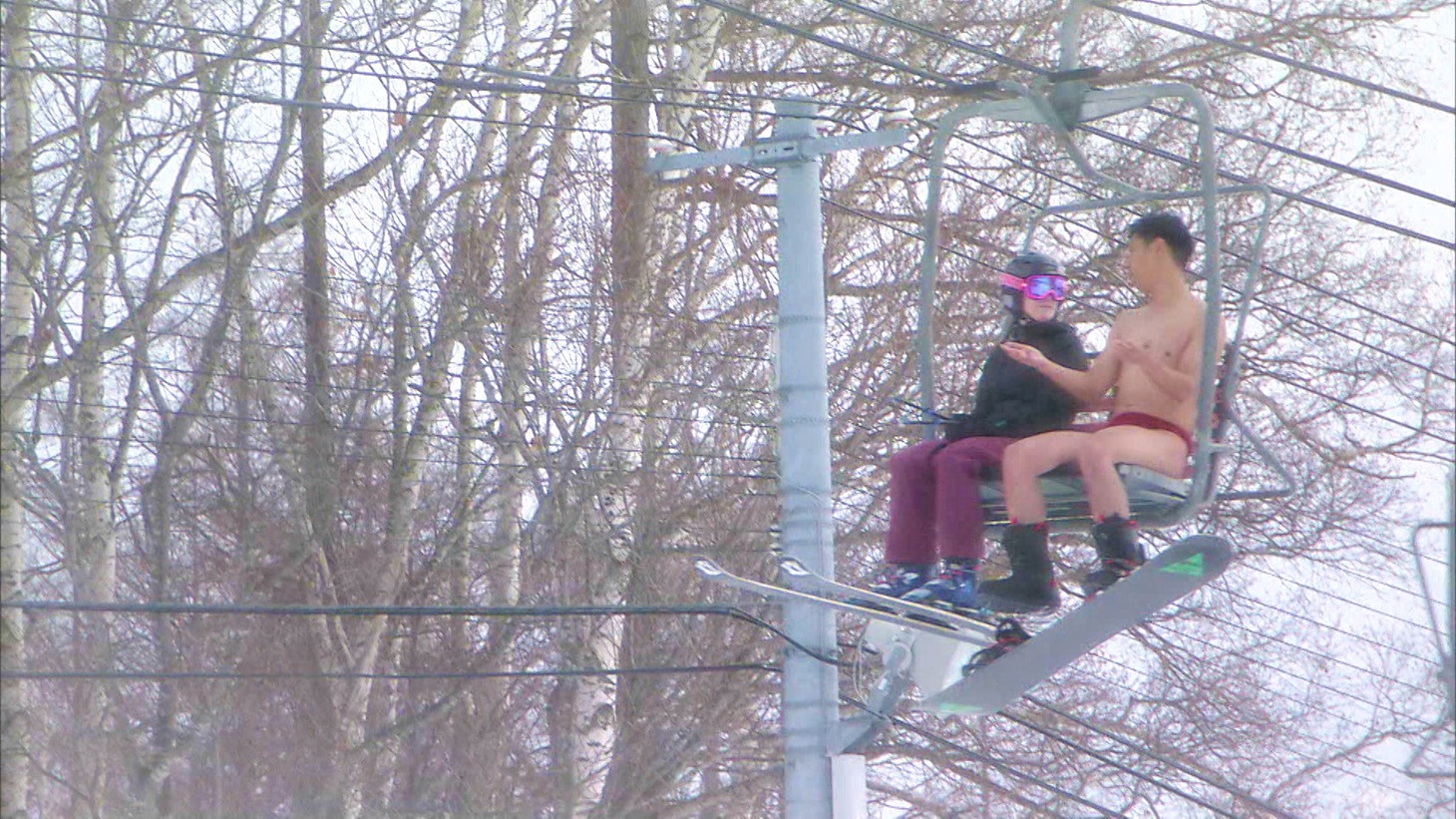 パンサー尾形の相席旅のワンシーン。(c)ABCテレビ