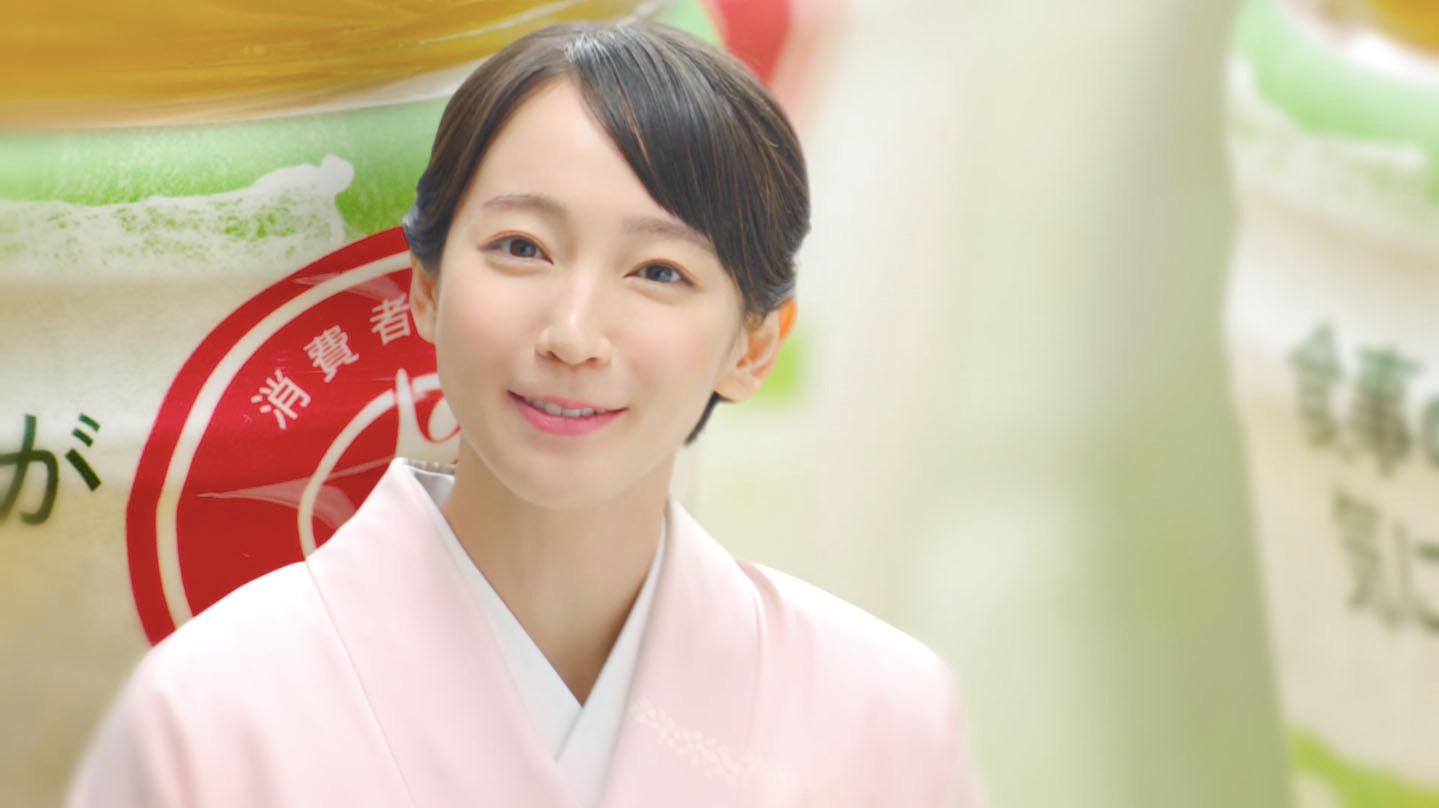 新CM「綾鷹 特選茶 トクホの綾鷹・だけ」より。