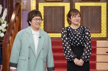 左からハリセンボン春菜、水卜麻美アナウンサー。(c)日本テレビ