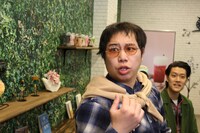 「霜降り明星のあてみなげ」のワンシーン。(c)静岡朝日テレビ