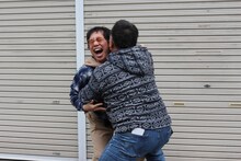 「霜降り明星のあてみなげ」のワンシーン。(c)静岡朝日テレビ