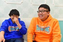 ミキ昴生（右）