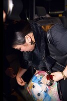 ILEMERのWebCM「パパラッチ編（1）」より。