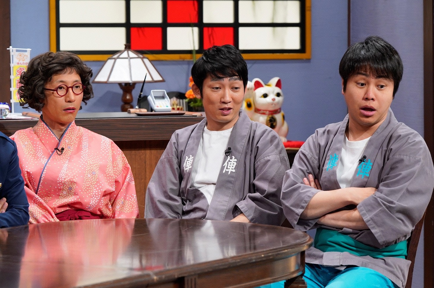 左からすっちー、NON STYLE。(c)読売テレビ