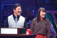 左から佐々木健介、北斗晶。(c)日本テレビ