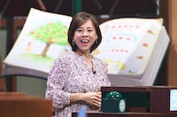 高橋真麻 (c)日本テレビ