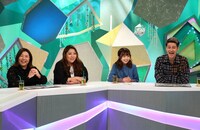 （左から）海原やすよ ともこ、中井りか、JOY。(c)ABCテレビ