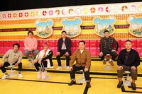 「超人気芸人チーム」の（左から）ネプチューン堀内、EXIT、ミルクボーイ、チョコレートプラネット。(c)フジテレビ