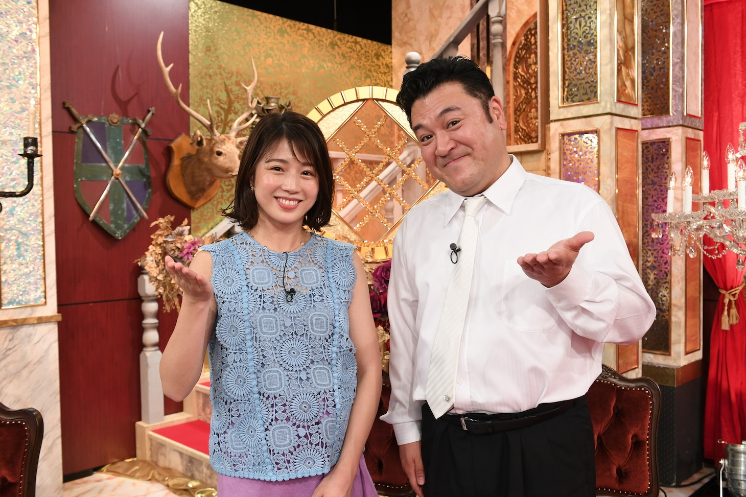 MCのアンタッチャブル山崎と進行役の田中萌アナ（左）。(c)テレビ朝日