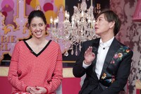 左から森泉、植松晃士。(c)日本テレビ