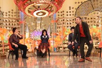 （左から）ホリ、ミラクルひかる、博多大吉、千鳥・大悟。(c)関西テレビ