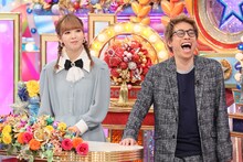 （左から）藤田ニコル、ロンドンブーツ1号2号・田村淳。(c)テレビ朝日