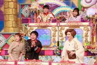 西軍メンバーとして出演するNON STYLE井上（前列中央）。(c)フジテレビ