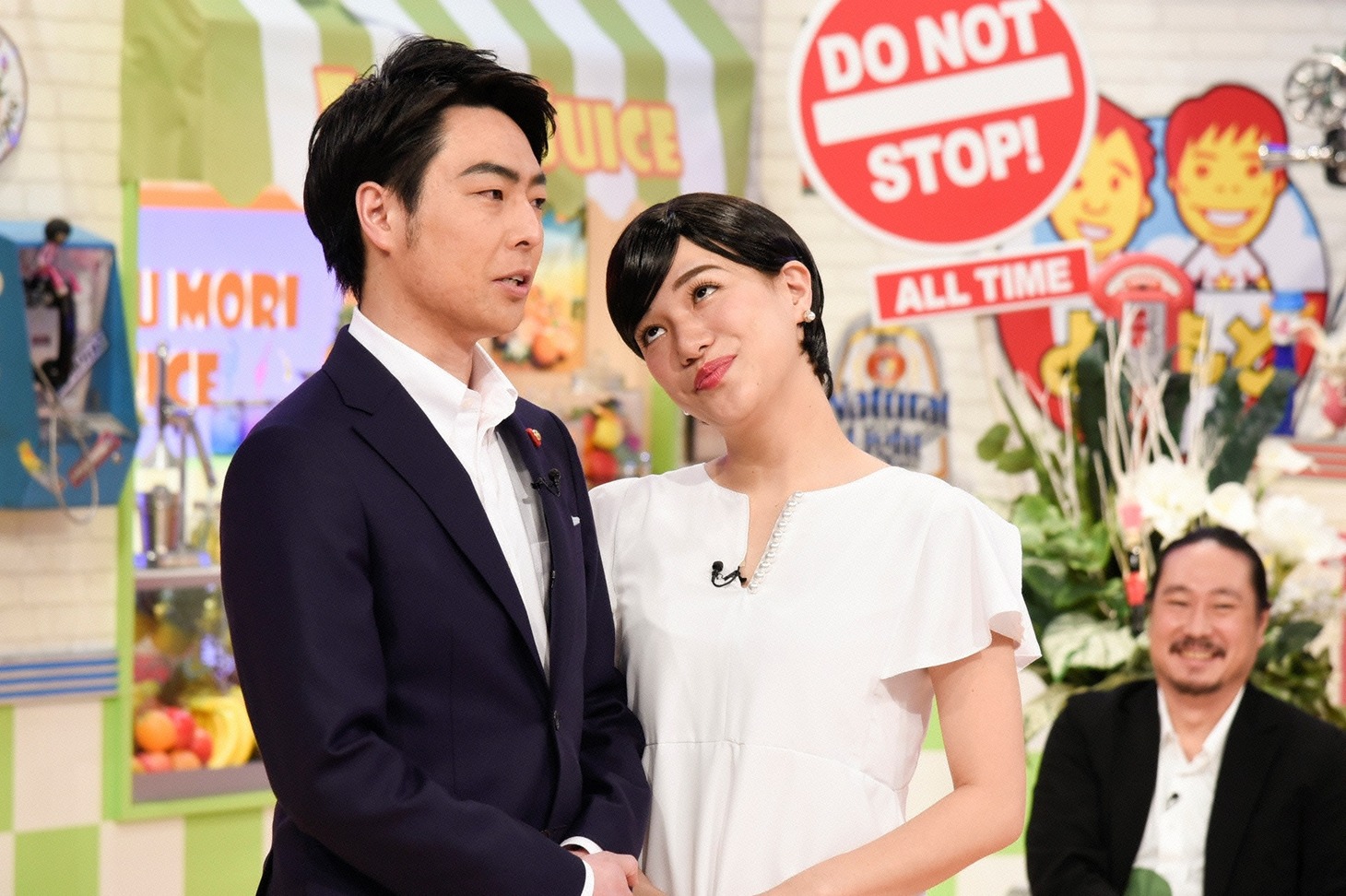 信濃岳夫＆金原早苗 (c)読売テレビ