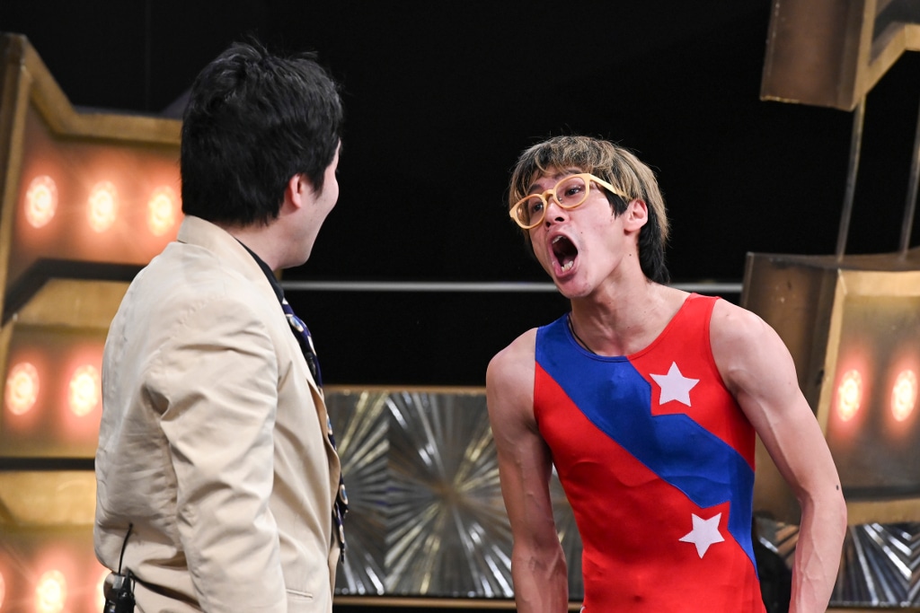 （左から）桐野安生、ムラムラタムラ。(c)TBS