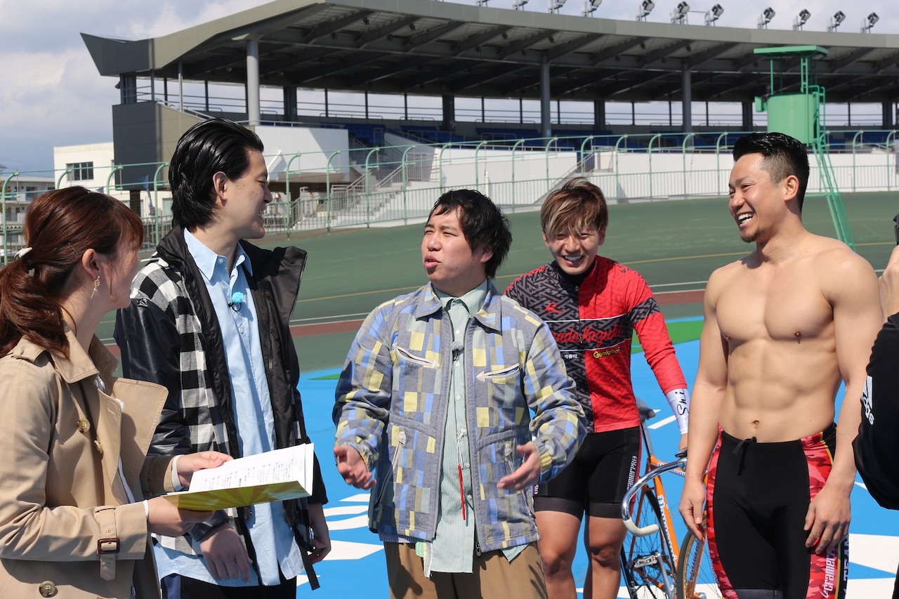 「霜降り明星のあてみなげ」のワンシーン。(c)静岡朝日テレビ