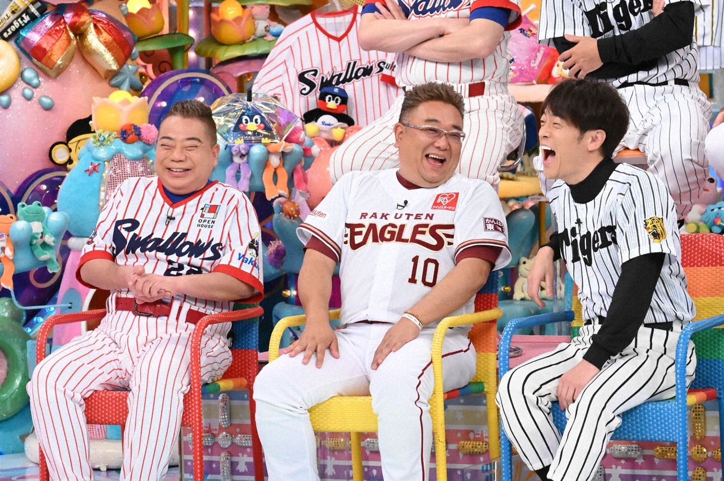 （左から）出川哲朗、サンドウィッチマン伊達、陣内智則。(c)テレビ朝日