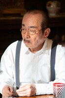 志村けん演じる作曲家・小山田耕三。(c)NHK