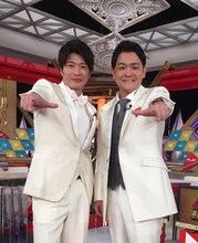 左から田中圭、千鳥ノブ。(c)日本テレビ