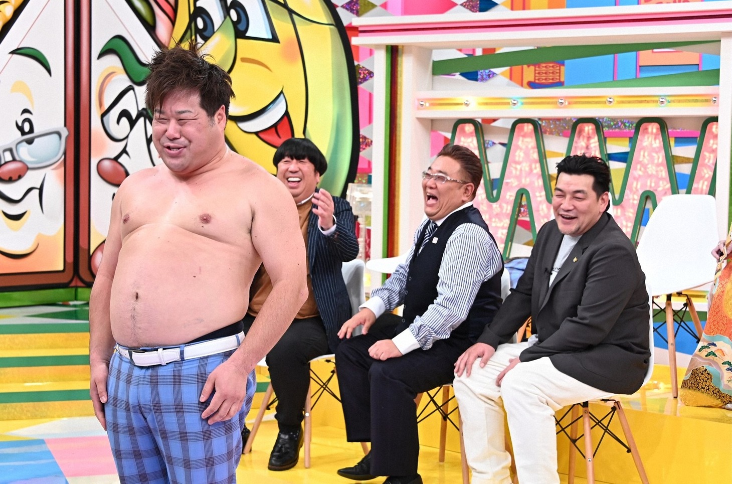 プラス・マイナス岩橋（手前）ら。(c)TBS