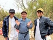 F-BLOODと春風亭昇太(中央)。c)BS朝日