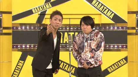 ネタを披露するナナフシギ。