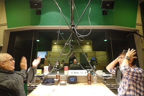 コサキンラジオ収録のワンシーン。(c)TBSラジオ