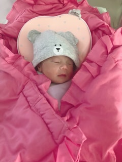 アキラ コンチネンタル フィーバーとディアスタ プリスワリニに第1子誕生 お笑いナタリー