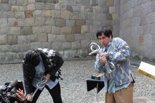 「冒険発掘バラエティ 霜降り明星のあてみなげ」のワンシーン。(c)静岡朝日テレビ