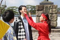 「冒険発掘バラエティ 霜降り明星のあてみなげ」のワンシーン。(c)静岡朝日テレビ