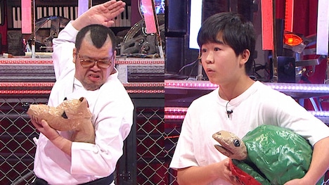 コラボネタを披露する野性爆弾くっきー！と鈴木福（右）。(c)フジテレビ