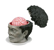 「ダウンタウンのガキの使いやあらへんで！ 笑ってはいけない浜田コレクション」の浜田ザルの首。(c)NTV